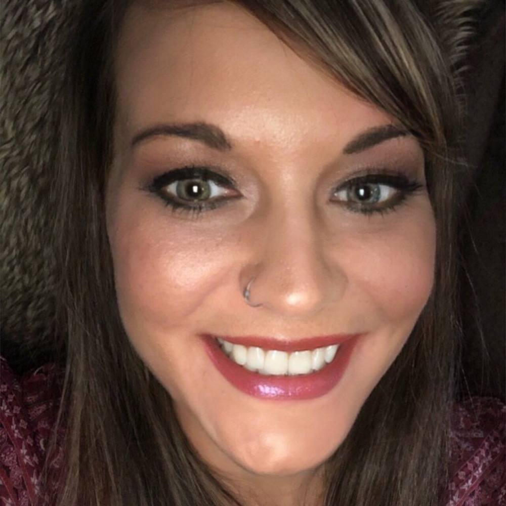 Meet your Posher, Amanda